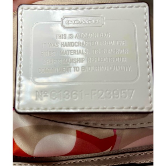 Coach F23957 Daisy Kaleidoscope Print Convertible Hobo - Picture 9 of 10